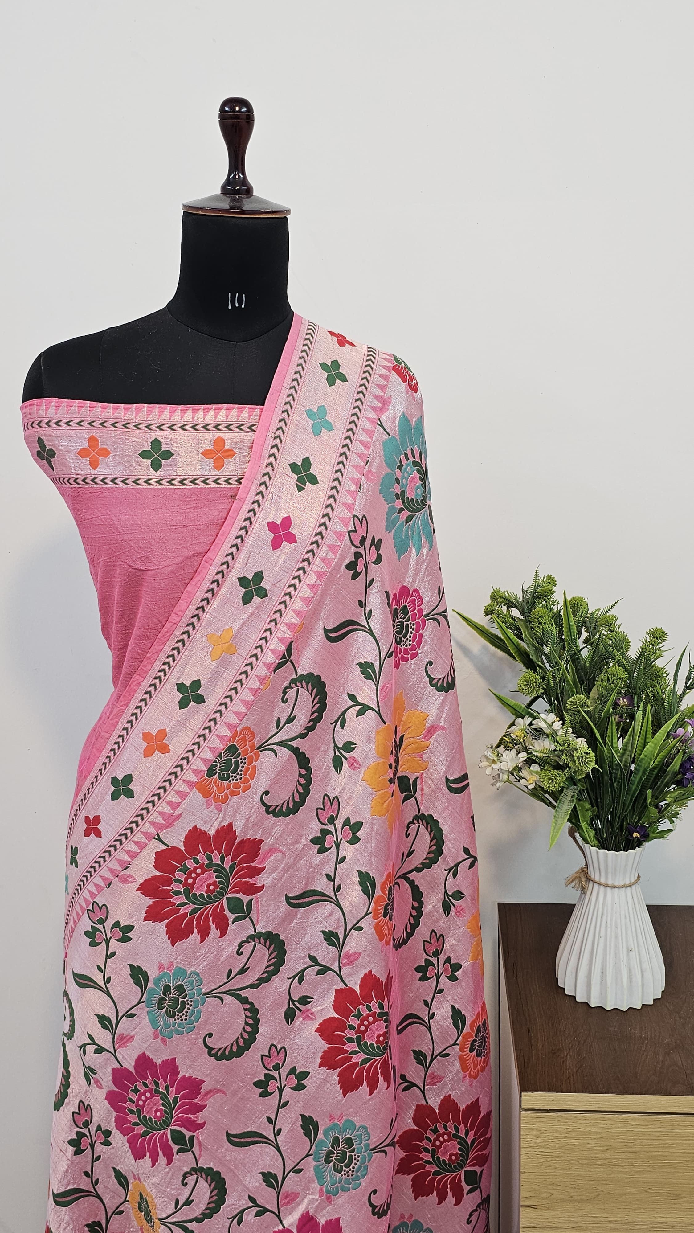 Handwoven Pure Tusser Pink Georgette Khadi Saree